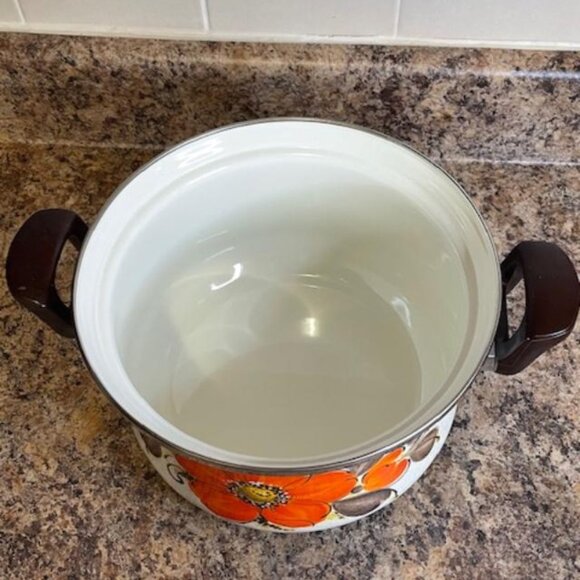 Japanese enamelled Sanko pot with heavy bottom – 4 quarts - Picture 3 of 8